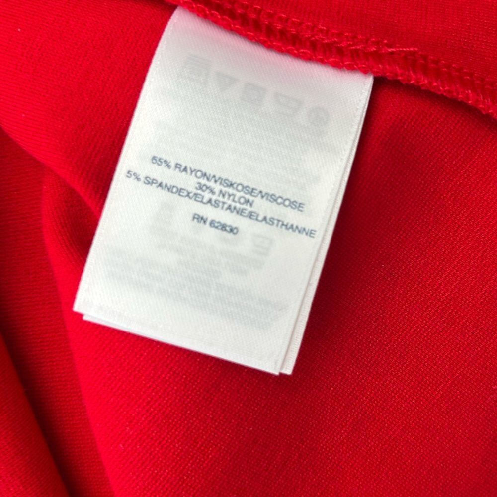 Lands’ End Bright Red Boat‑Neck Top – Bell Sleeves, Curved Hem – Medium Petite - Picture 8 of 9